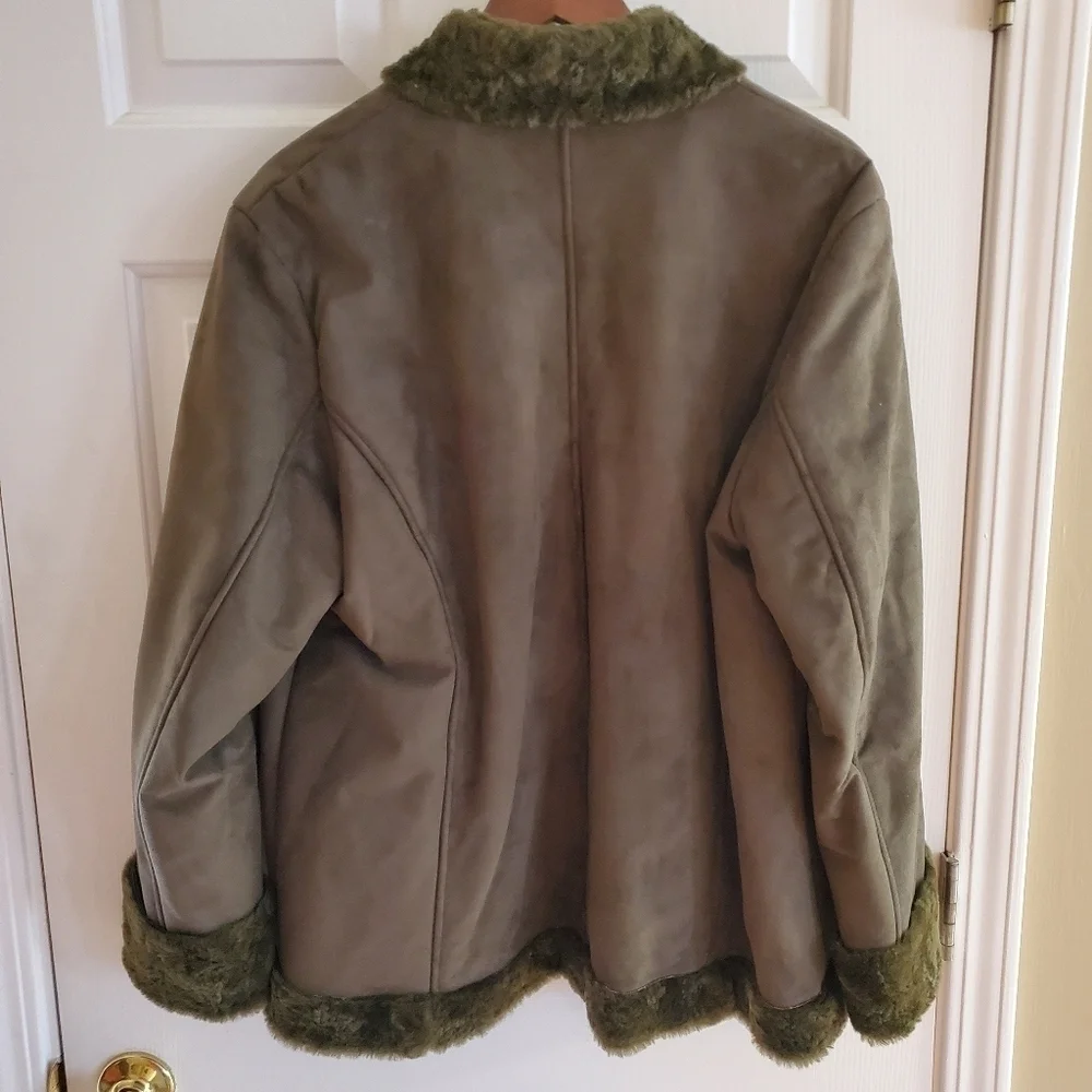 Dennis Basso faux fur green celtic eye hook jacket womens Large